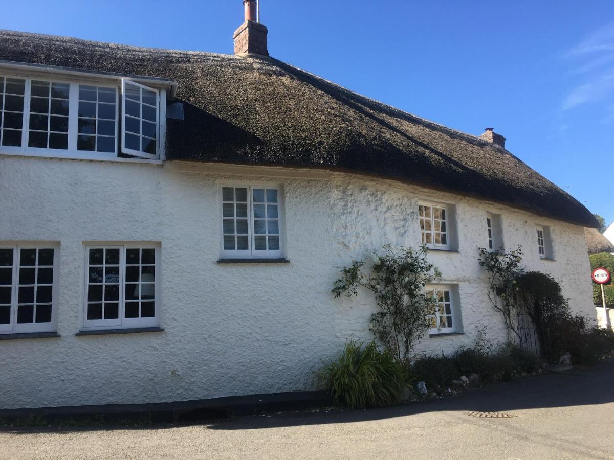 The Thatched Cottage Truro Exterior foto